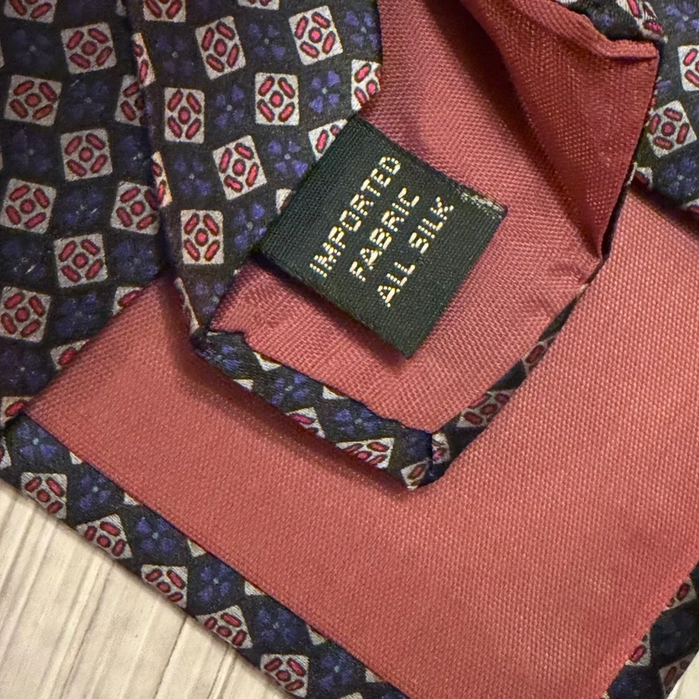 Bert Pulitzer 100% Silk Tie Burgundy Purple Grey Black Geometric Medallion USA